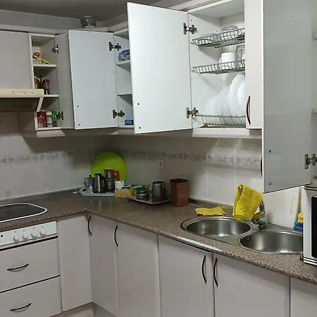 Privada 3 Personas En فندق مبيت وإفطار